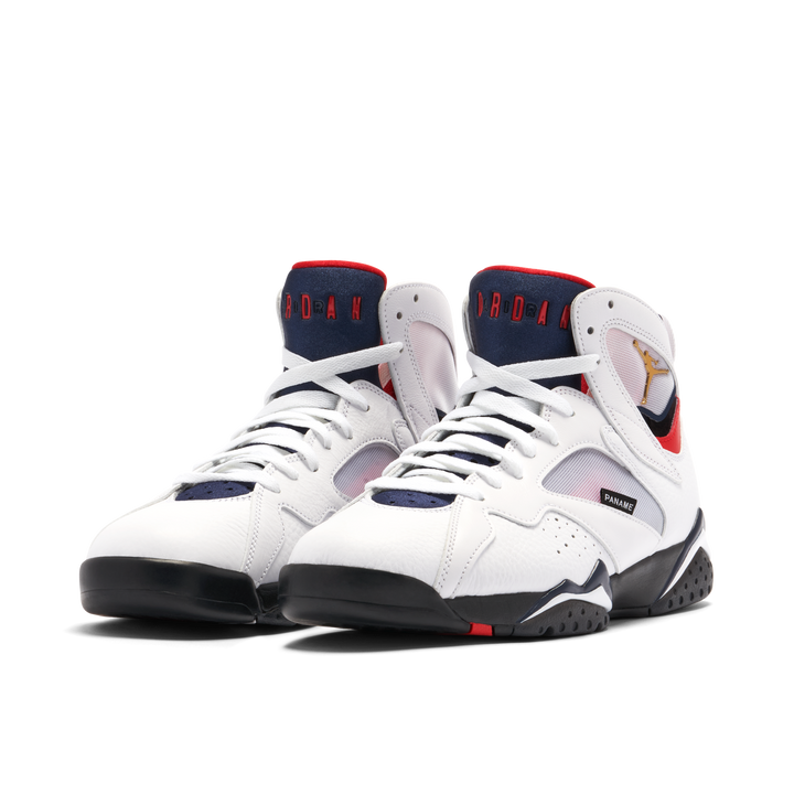 PARIS SAINT-GERMAIN X AIR JORDAN 7 RETRO