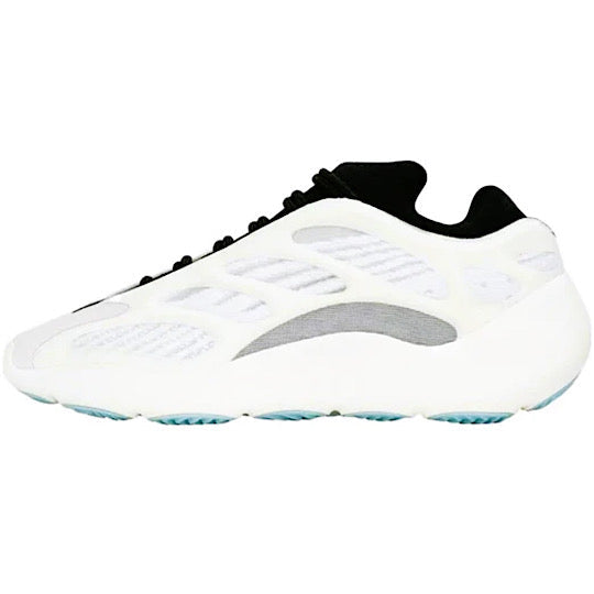 YEEZY 700 WHITE #
